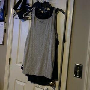 Grey tank top
